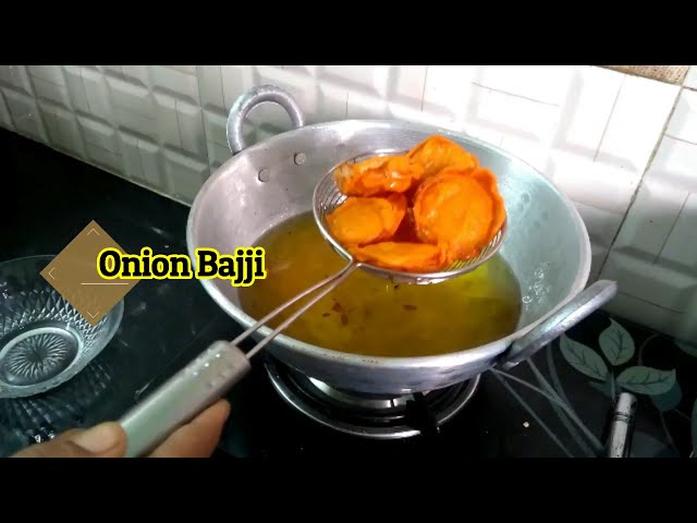 Onion bajji recipe in Telugu | vengaya bajji recipe | south indian style onion pakora